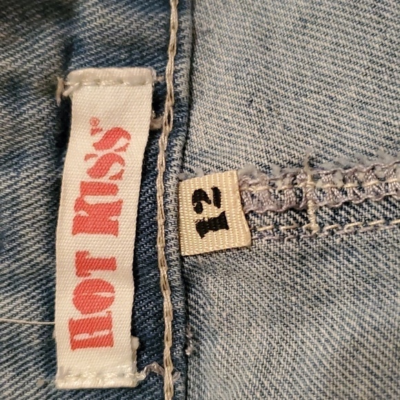Hot Kiss Mid Rise Midi Distressed Jean Shorts Women's Size 12 - Picture 6 of 8